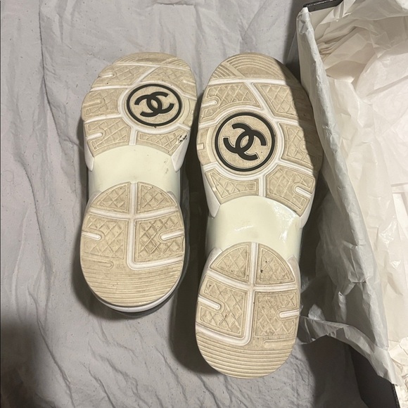 Chanel Sport Runner Grey - Picture 6 of 7